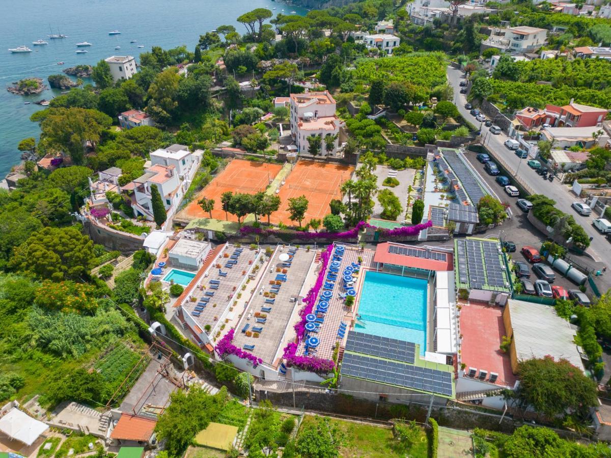 Hotel Parco Cartaromana Ísquia Exterior foto